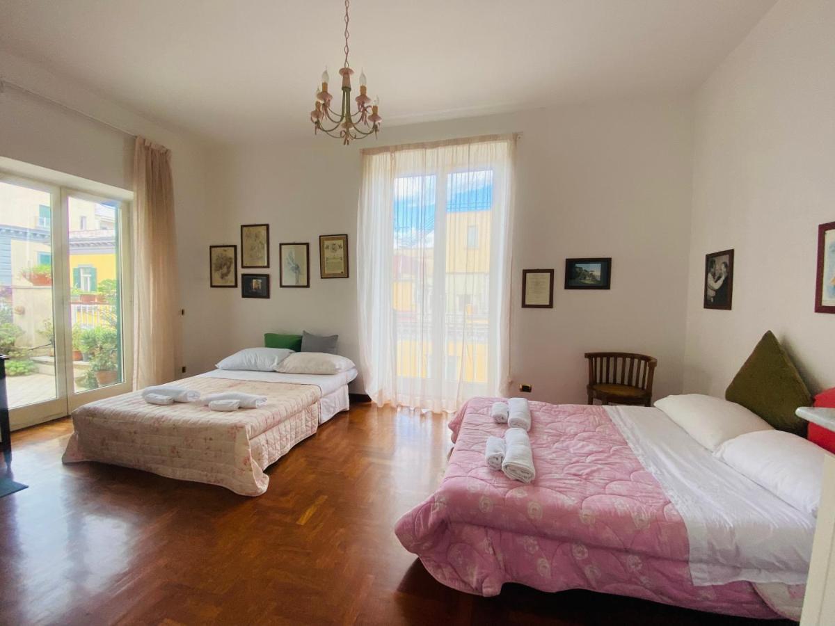 La Casa Sui Tetti 2 * Naples